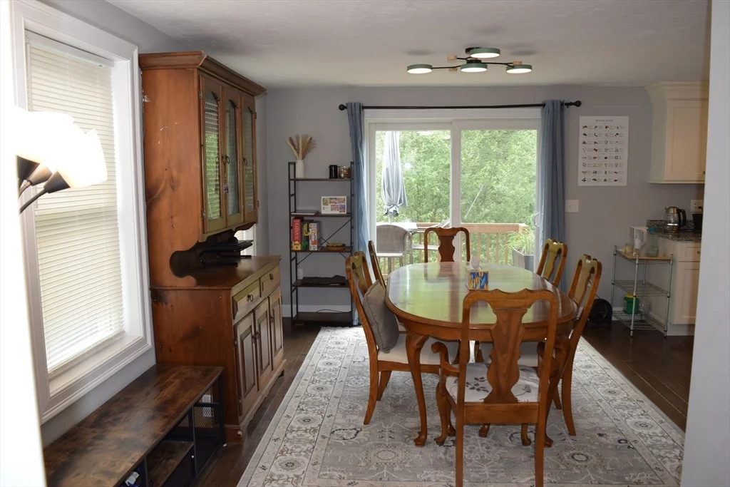 3 bed, 1 bath apartment for rent at 142 Grove Ave, Wilmington — photo 8 of 26