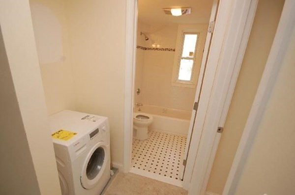 4 bed, 2 bath apartment for rent at 142 Lincoln St Unit 2, Brighton — photo 8 of 8