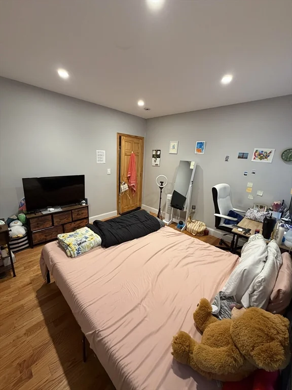 3 bed, 2 bath apartment for rent at 142 Newbury Ave Unit 142, Quincy — photo 9 of 15
