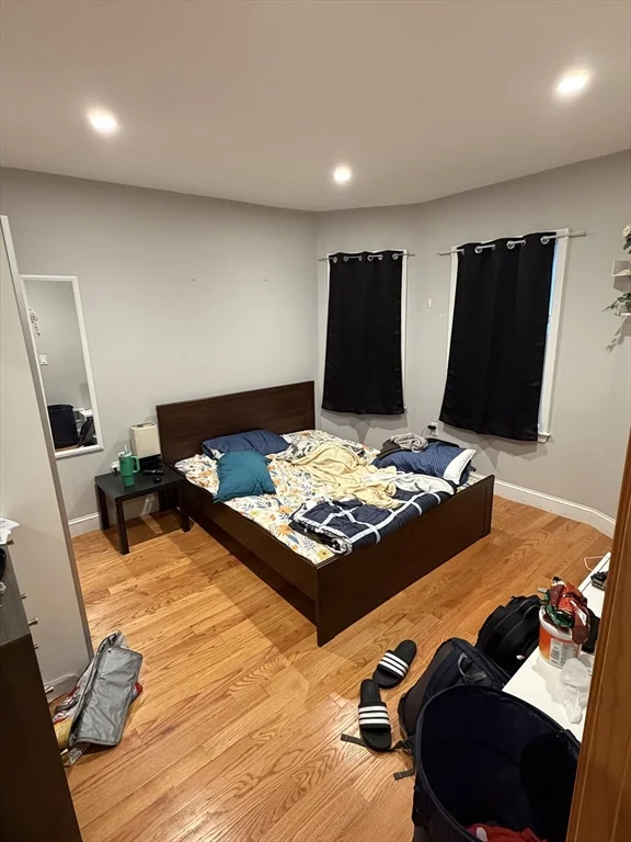 3 bed, 2 bath apartment for rent at 142 Newbury Ave Unit 142, Quincy — photo 3 of 15