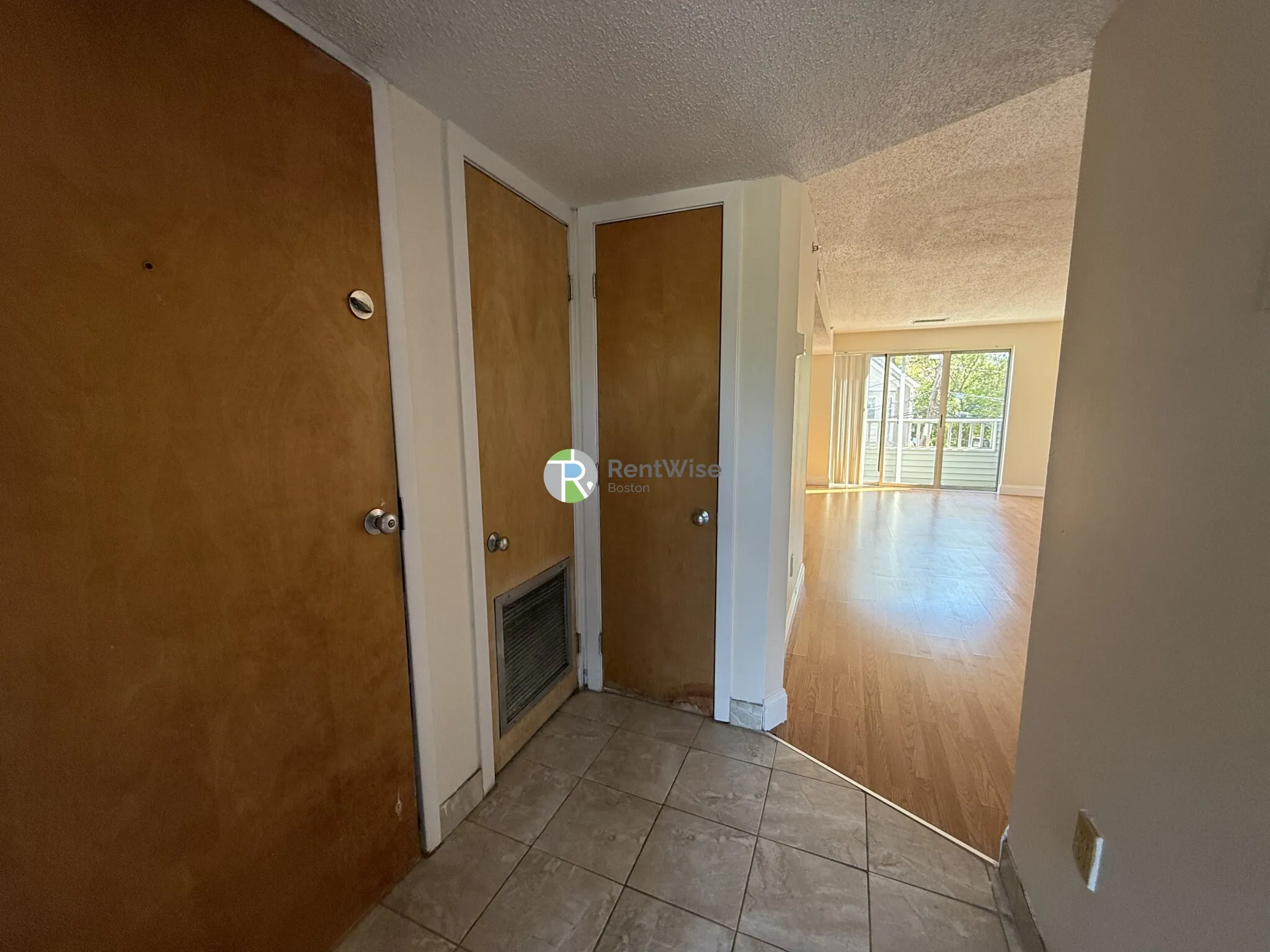 2 bed, 1.5 bath apartment for rent at 142 North Beacon St Unit A4, Brighton — photo 7 of 20