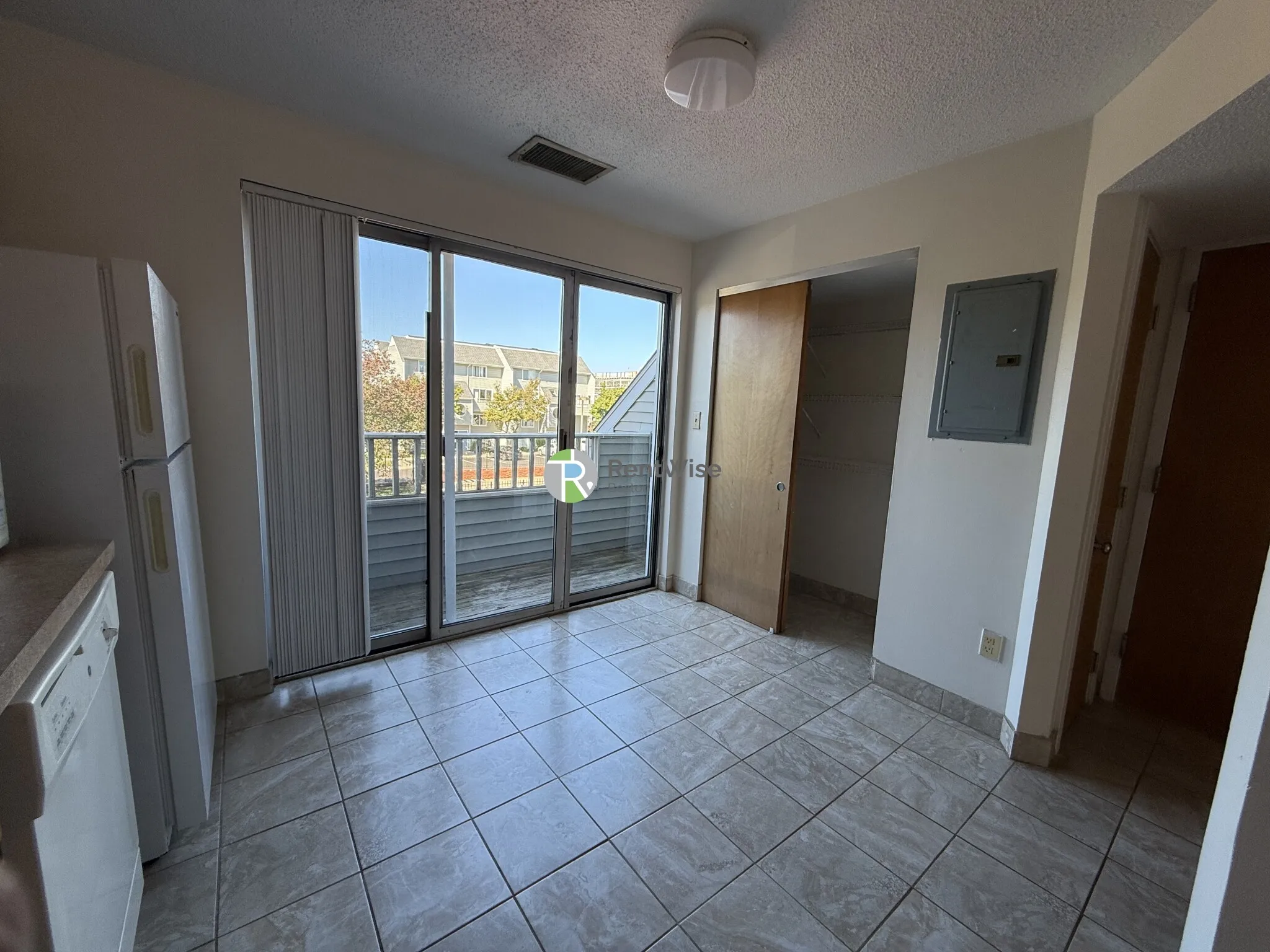 2 bed, 1.5 bath apartment for rent at 142 North Beacon St Unit A4, Brighton — photo 6 of 20