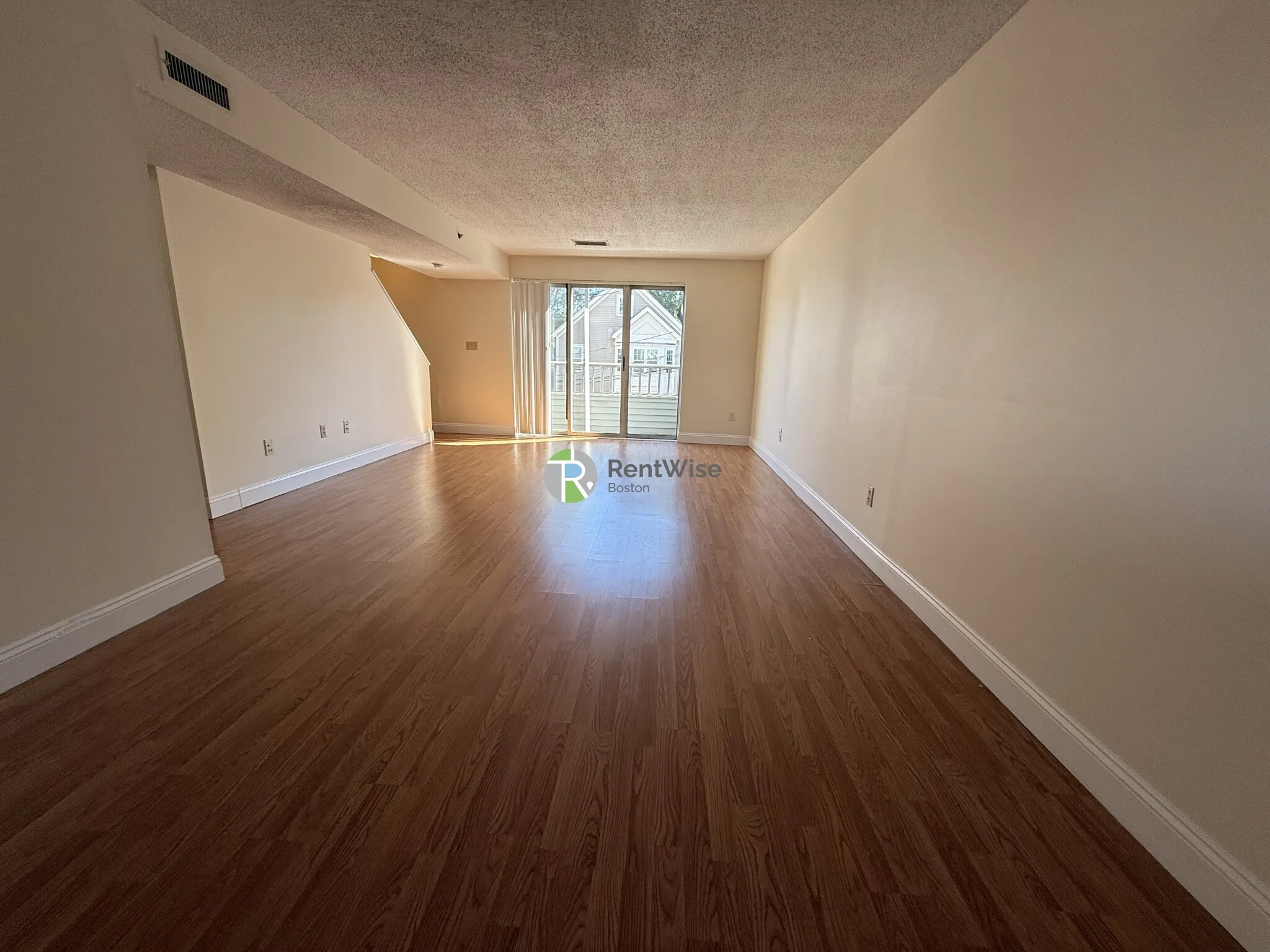 2 bed, 1.5 bath apartment for rent at 142 North Beacon St Unit A4, Brighton