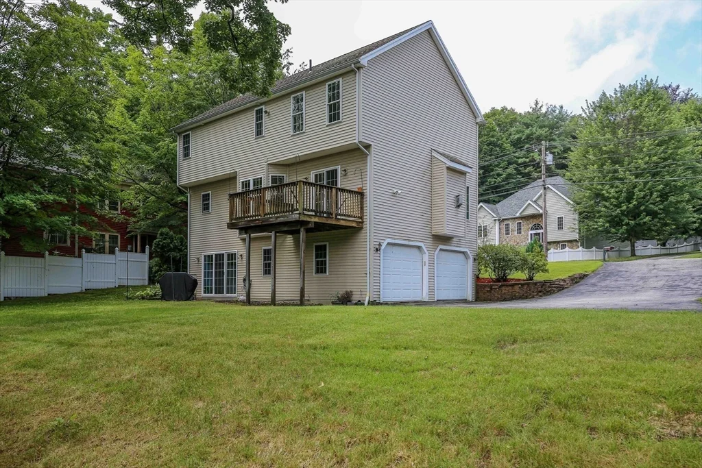 3 bed, 2 bath apartment for rent at 142 Olean St Unit 1, Tatnuck — photo 38 of 41