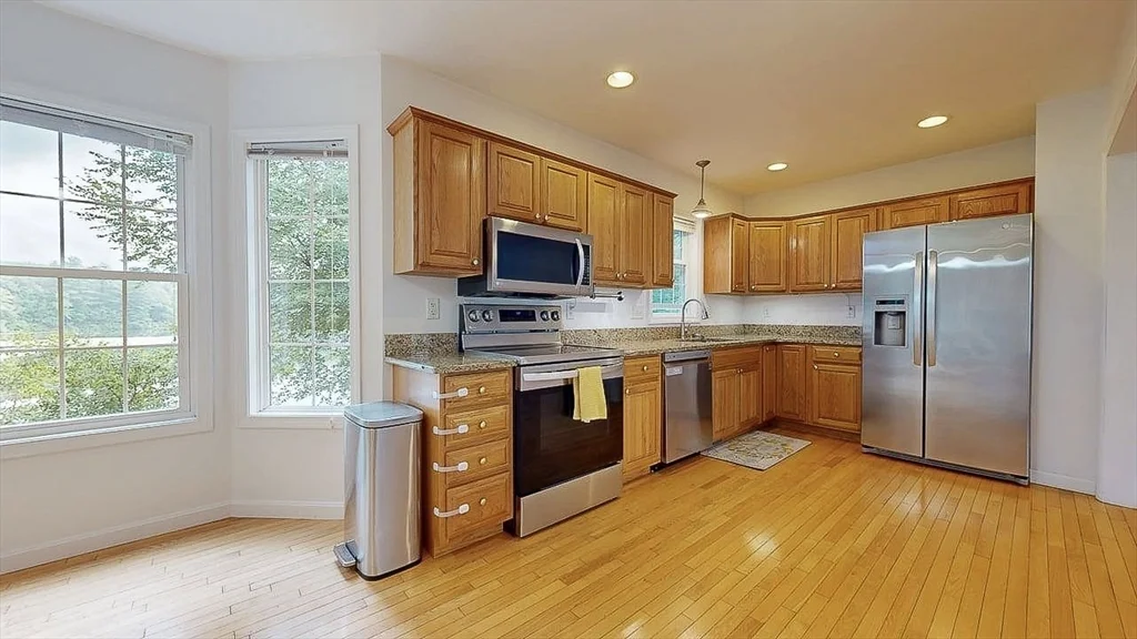 3 bed, 2 bath apartment for rent at 142 Olean St Unit 1, Tatnuck — photo 9 of 41