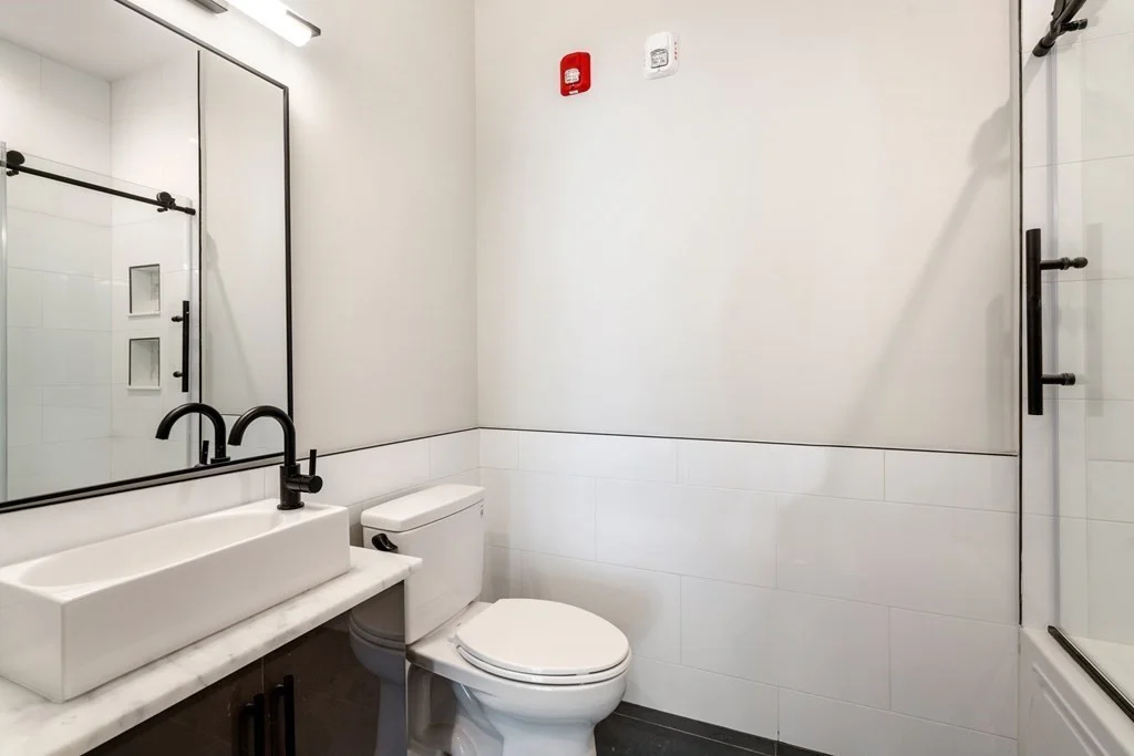 3 bed, 2 bath apartment for rent at 142 Pleasant St Unit 1A, Dorchester — photo 8 of 13