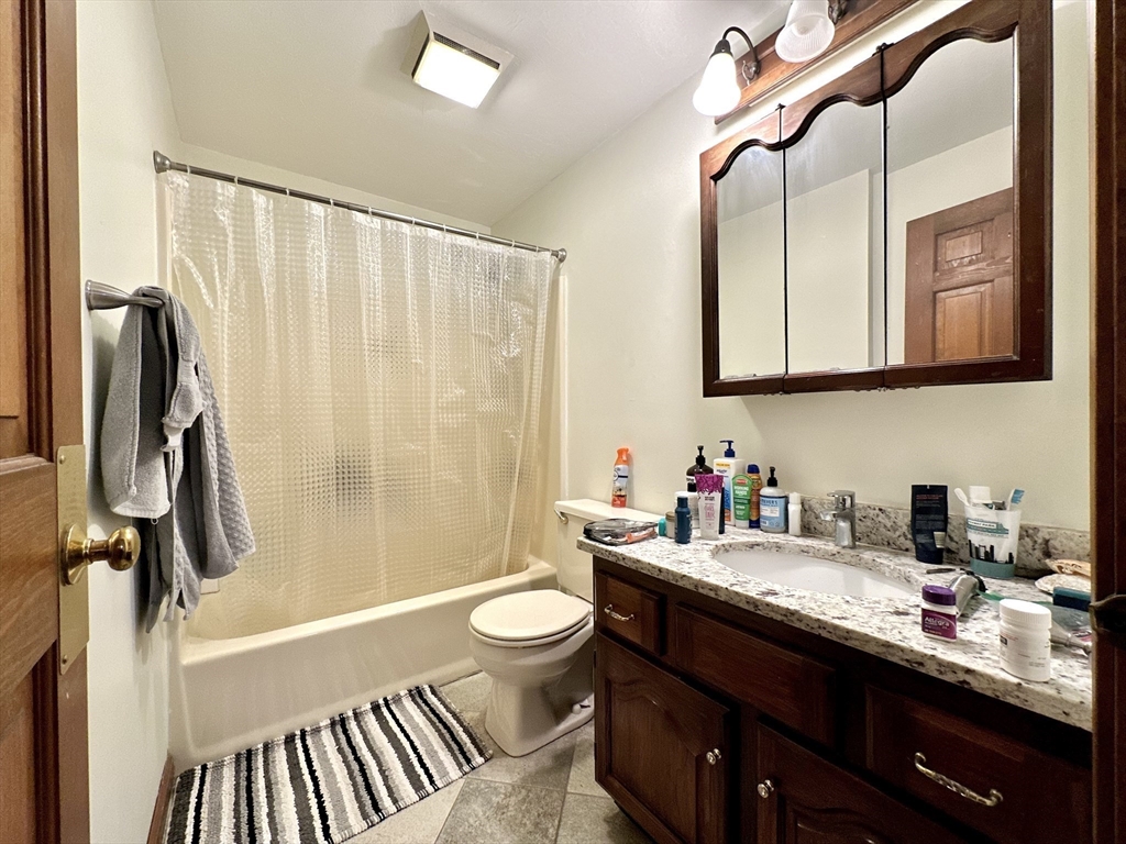 2 bed, 2 bath apartment for rent at 142 Quincy Shore Dr Unit 151, North Quincy — photo 6 of 11