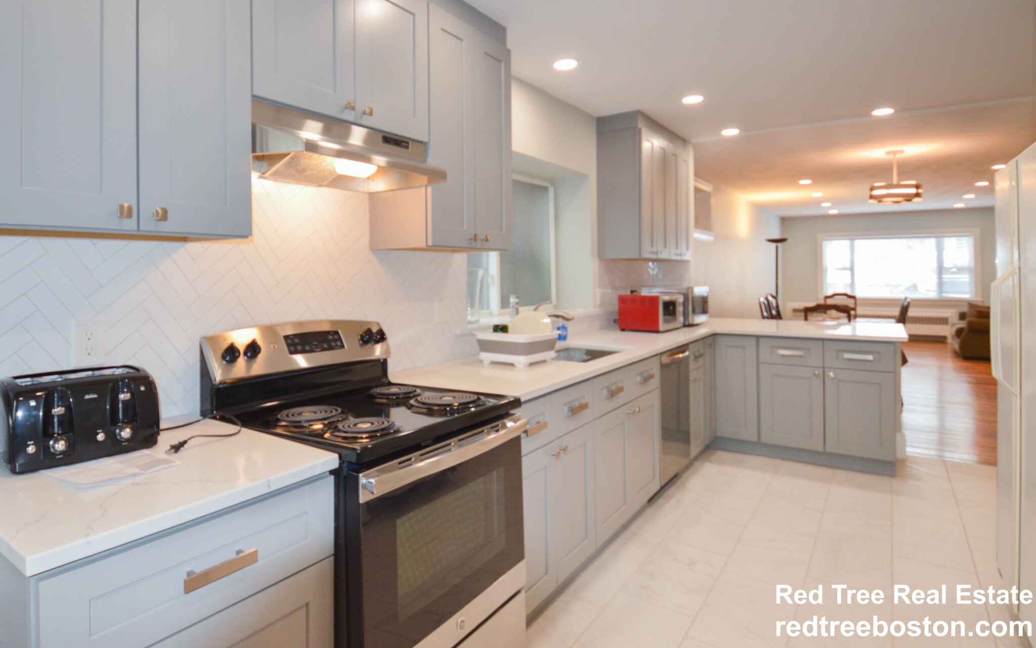 3 bed, 3 bath apartment for rent at 142 Salisbury Rd Unit 1, Salisbury Road - Corey Farm — photo 2 of 18
