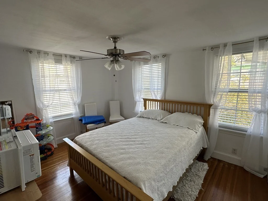 3 bed, 1 bath apartment for rent at 142 School St Unit 2, Boston — photo 13 of 22