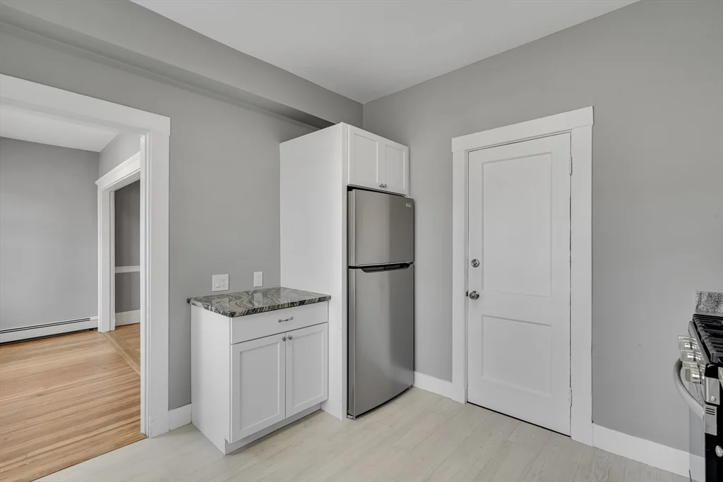 3 bed, 2 bath apartment for rent at 142 Sutherland Rd Unit 1, Brighton — photo 6 of 16