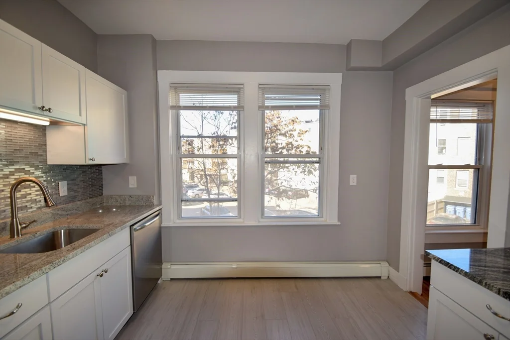 4 bed, 2 bath apartment for rent at 142 Sutherland Rd Unit 2, Brighton — photo 13 of 17