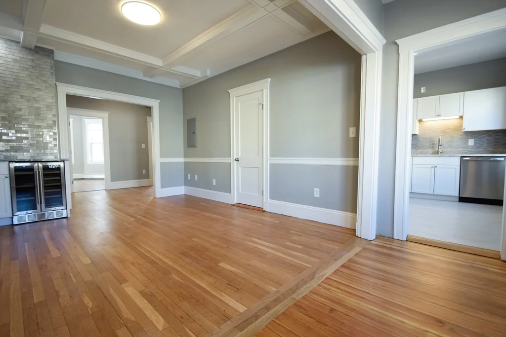 4 bed, 2 bath apartment for rent at 142 Sutherland Rd Unit 2, Brighton — photo 17 of 17