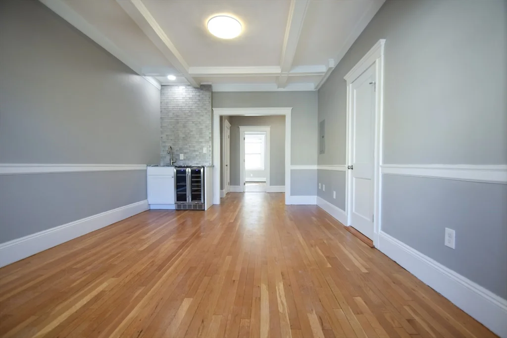 4 bed, 2 bath apartment for rent at 142 Sutherland Rd Unit 2, Brighton — photo 16 of 17