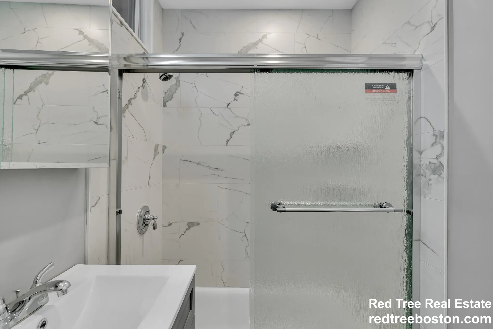 4 bed, 2 bath apartment for rent at 142 Sutherland Rd Unit 2S, Brighton — photo 18 of 22
