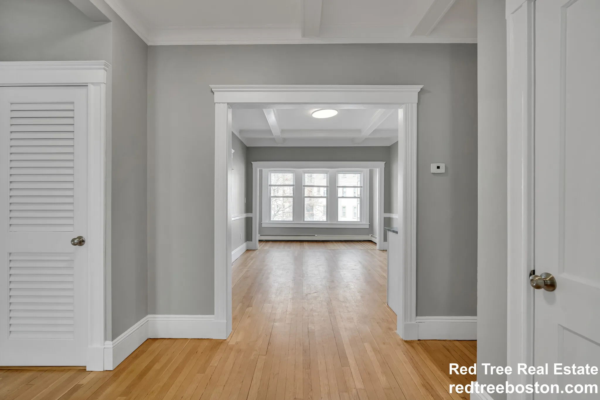 4 bed, 2 bath apartment for rent at 142 Sutherland Rd Unit 2S, Brighton — photo 5 of 22