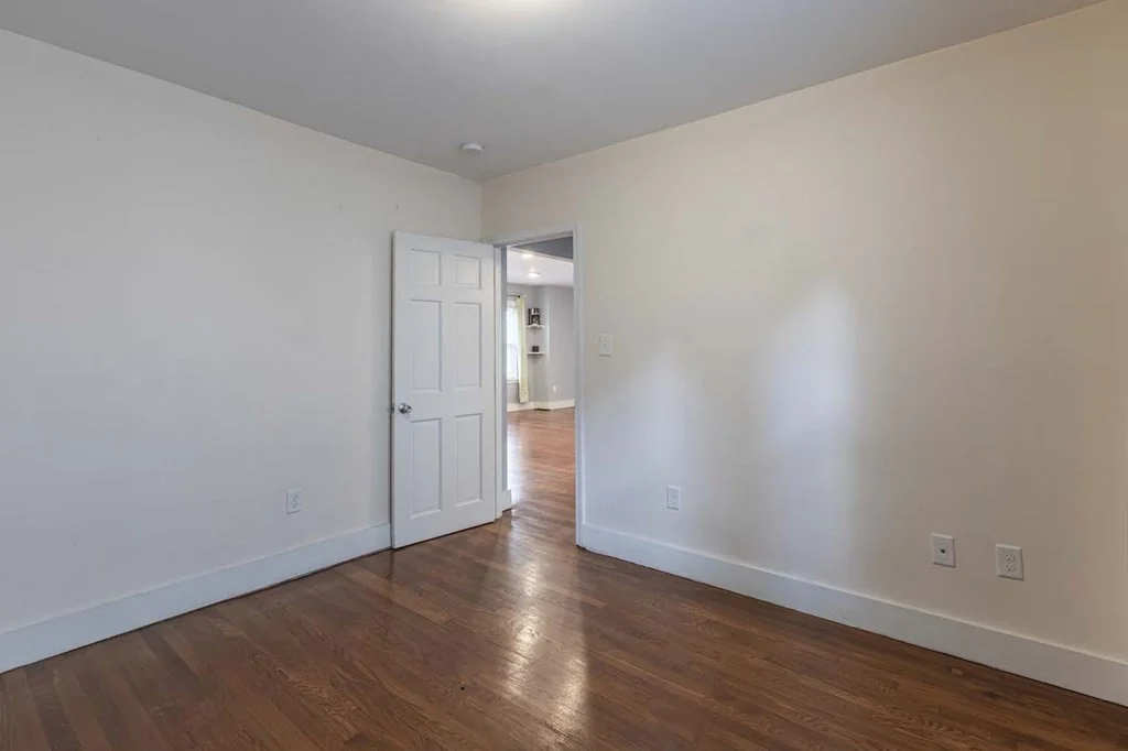 5 bed, 2 bath apartment for rent at 142 Warren St Unit 142, Arlington — photo 12 of 35