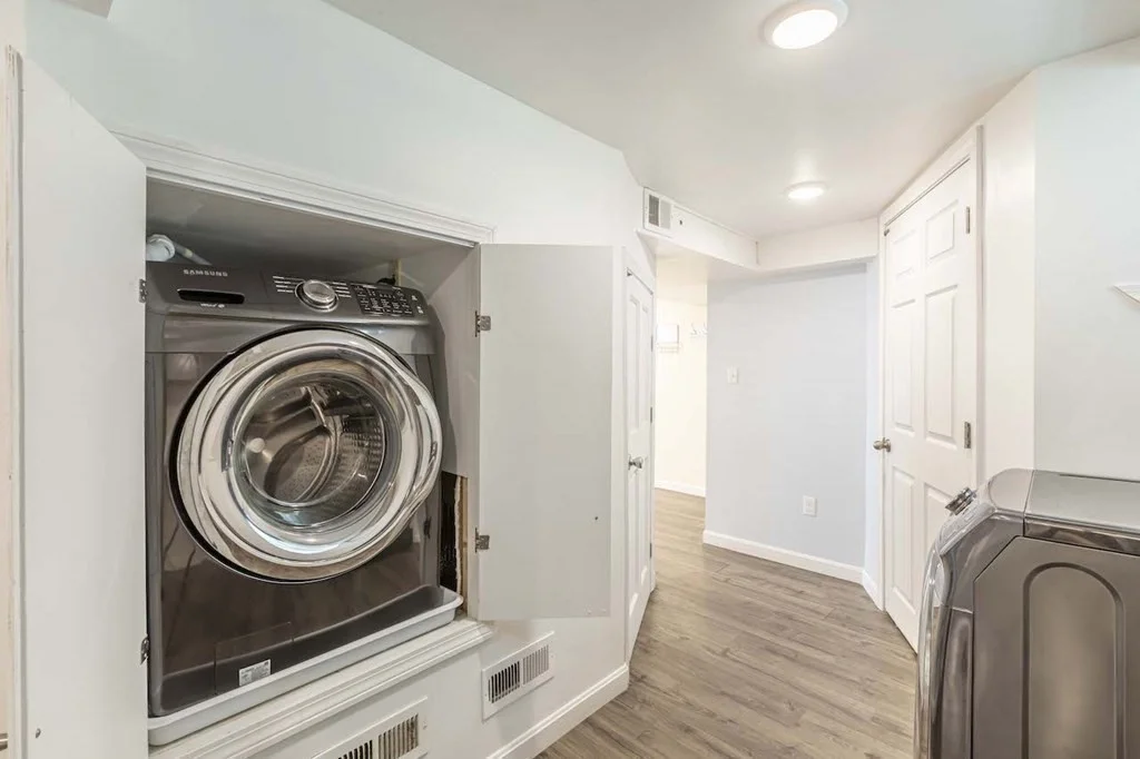 5 bed, 2 bath apartment for rent at 142 Warren St Unit 142, Arlington — photo 28 of 35