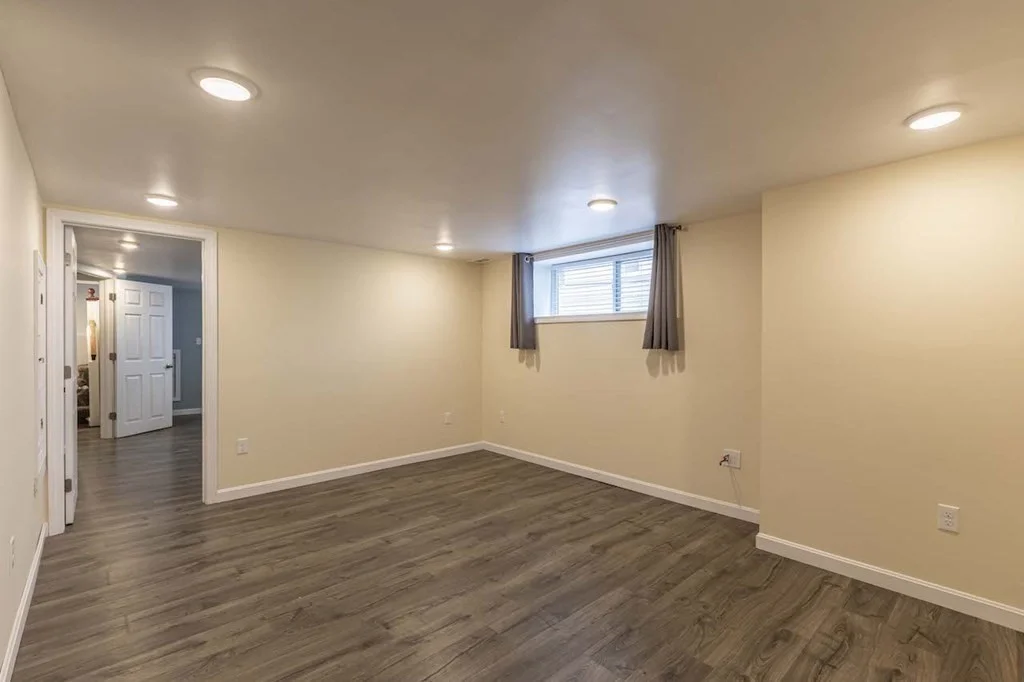 5 bed, 2 bath apartment for rent at 142 Warren St Unit 142, Arlington — photo 20 of 35