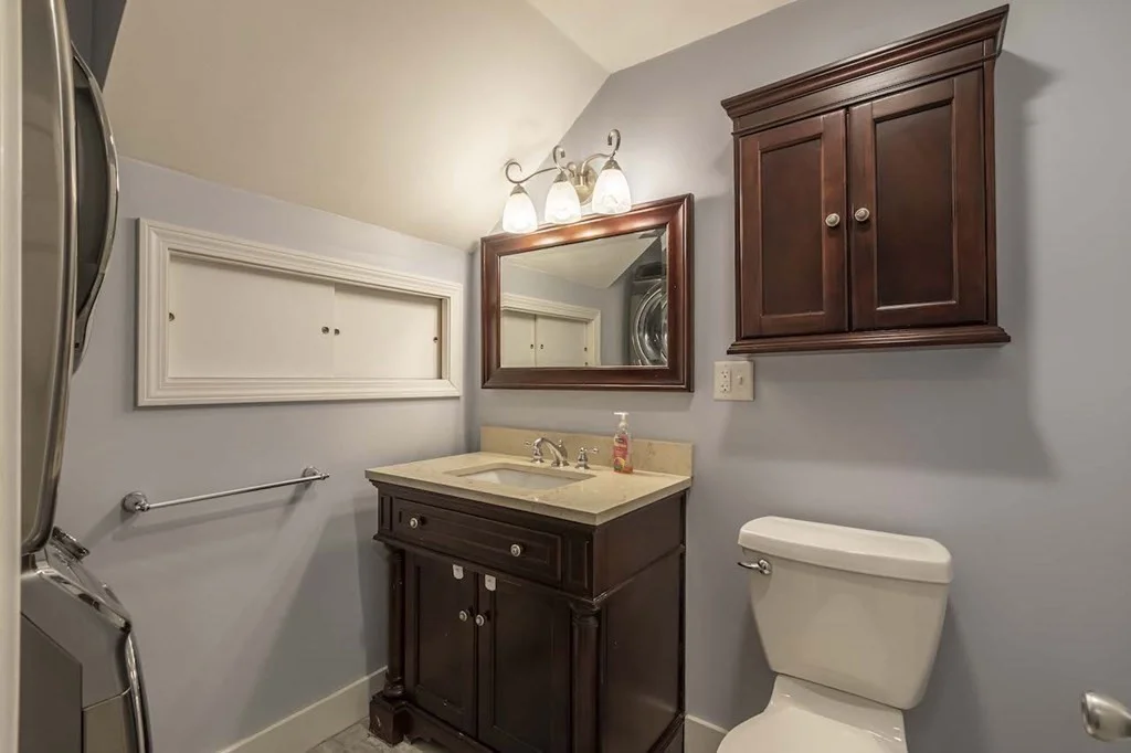5 bed, 2 bath apartment for rent at 142 Warren St Unit 142, Arlington — photo 9 of 35