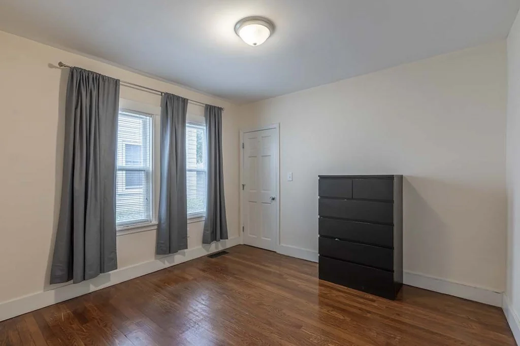 5 bed, 2 bath apartment for rent at 142 Warren St Unit 142, Arlington — photo 11 of 35