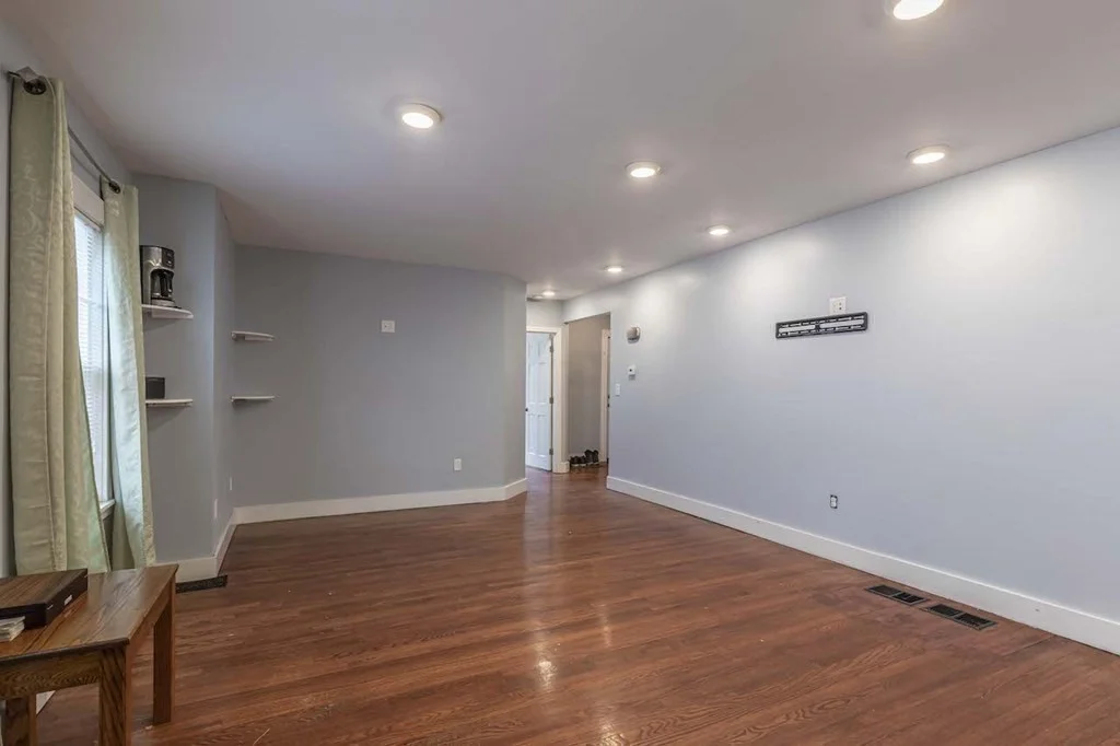 5 bed, 2 bath apartment for rent at 142 Warren St Unit 142, Arlington — photo 15 of 35
