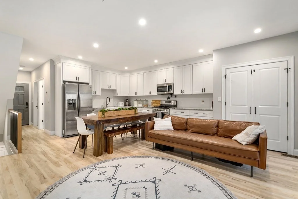 3 bed, 3 bath apartment for rent at 142 West 8th St Unit 1, South Boston — photo 2 of 17