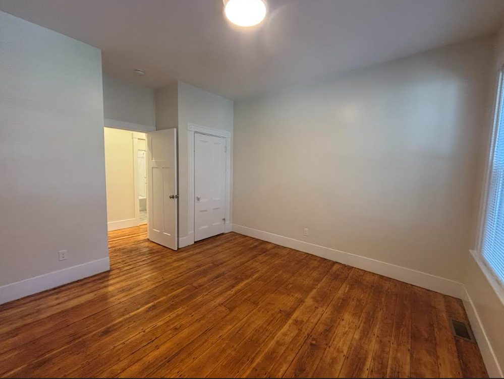 3 bed, 1 bath apartment for rent at 1423 Cambridge St Unit 2, Inman Square — photo 9 of 13