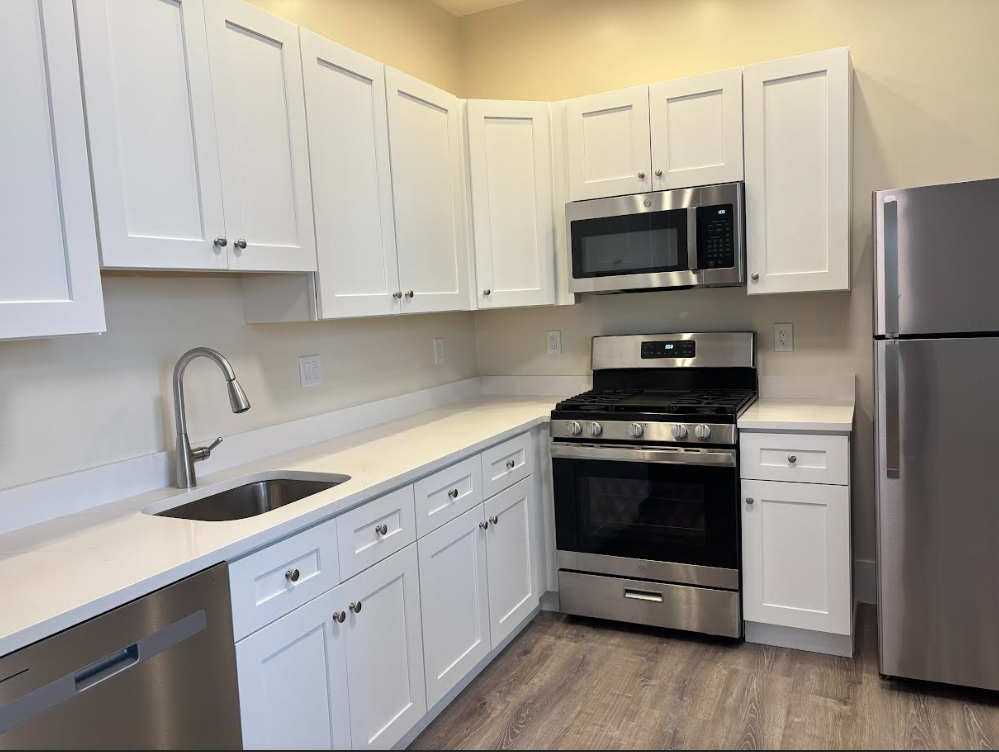 3 bed, 1 bath apartment for rent at 1423 Cambridge St Unit 2, Inman Square — photo 2 of 13