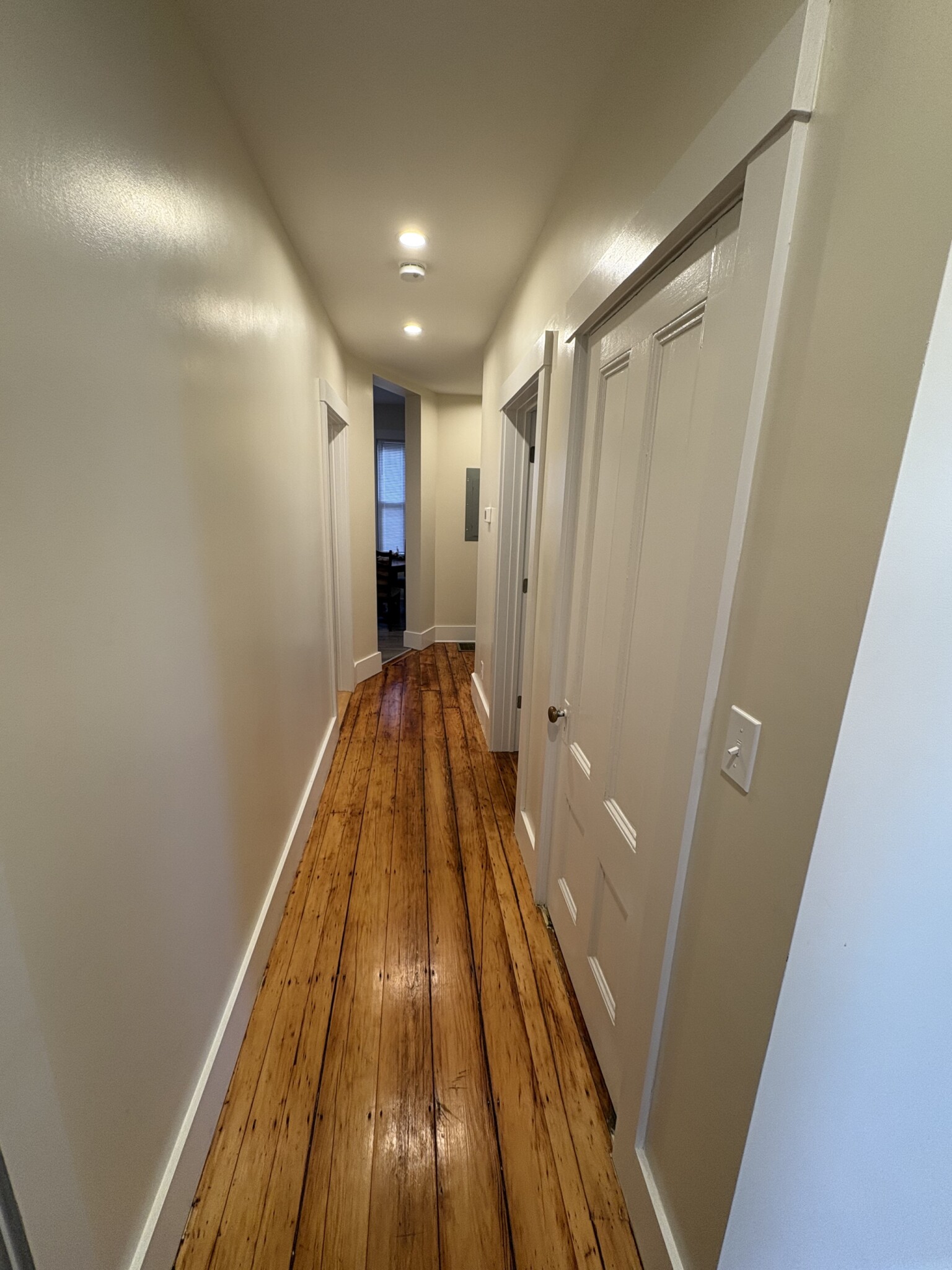 3 bed, 1 bath apartment for rent at 1423 Cambridge St Unit 2a, Inman Square — photo 5 of 9