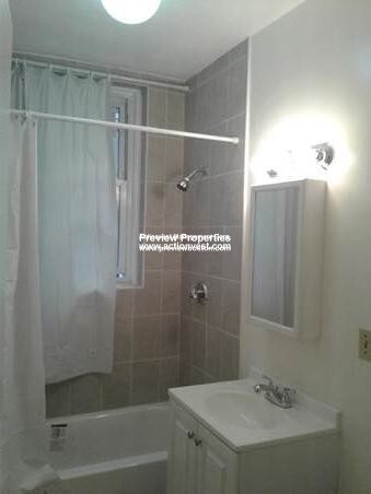Studio bed, 1 bath apartment for rent at 1423 Commonwealth Ave Unit 204P, Brighton