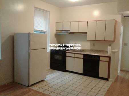 Studio bed, 1 bath apartment for rent at 1423 Commonwealth Ave Unit 204P, Brighton — photo 5 of 7