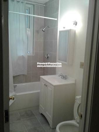 Studio bed, 1 bath apartment for rent at 1423 Commonwealth Ave Unit 204P, Brighton — photo 4 of 7