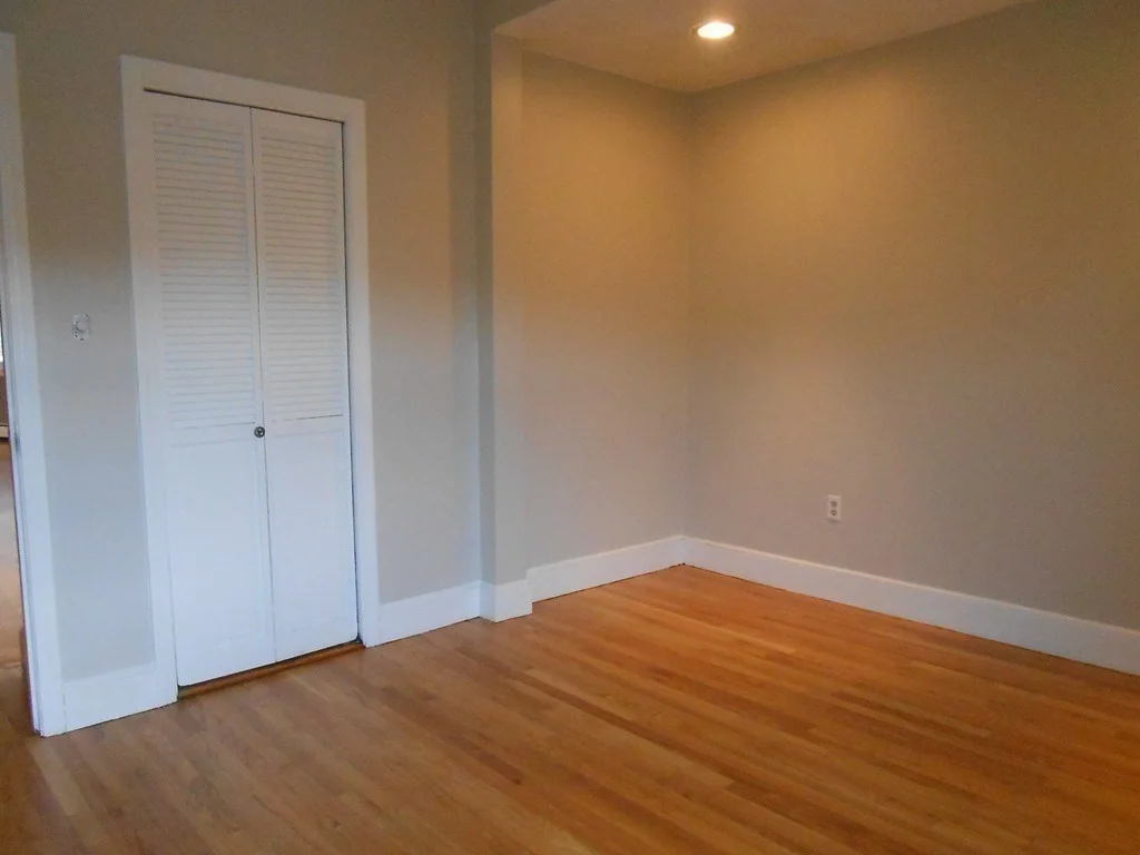4 bed, 2 bath apartment for rent at 1426 Cambridge Unit 2, Cambridge — photo 9 of 17