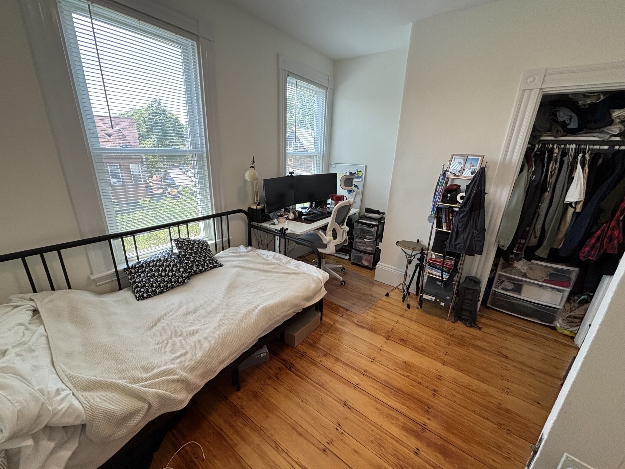 3 bed, 1 bath apartment for rent at 1427 Cambridge St Unit 6, Inman Square — photo 3 of 17