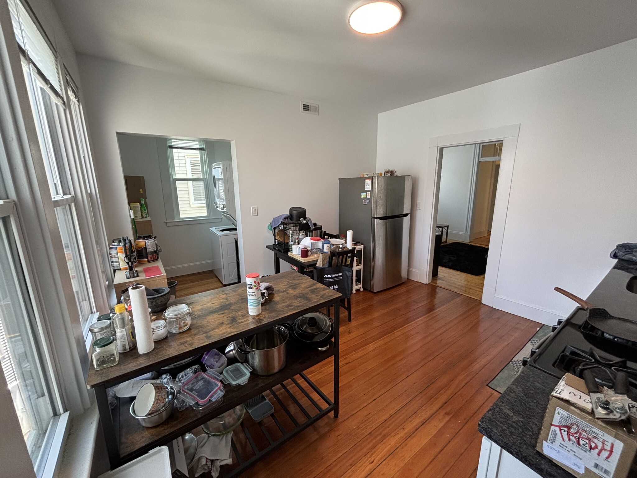 3 bed, 1 bath apartment for rent at 1427 Cambridge St Unit 6A, Inman Square — photo 15 of 17