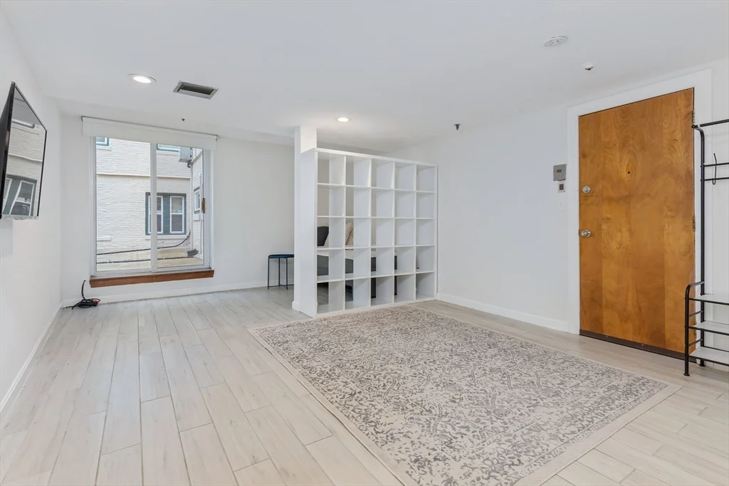 1 bed, 1 bath apartment for rent at 1427 Commonwealth Ave Unit 102, Allston — photo 3 of 15