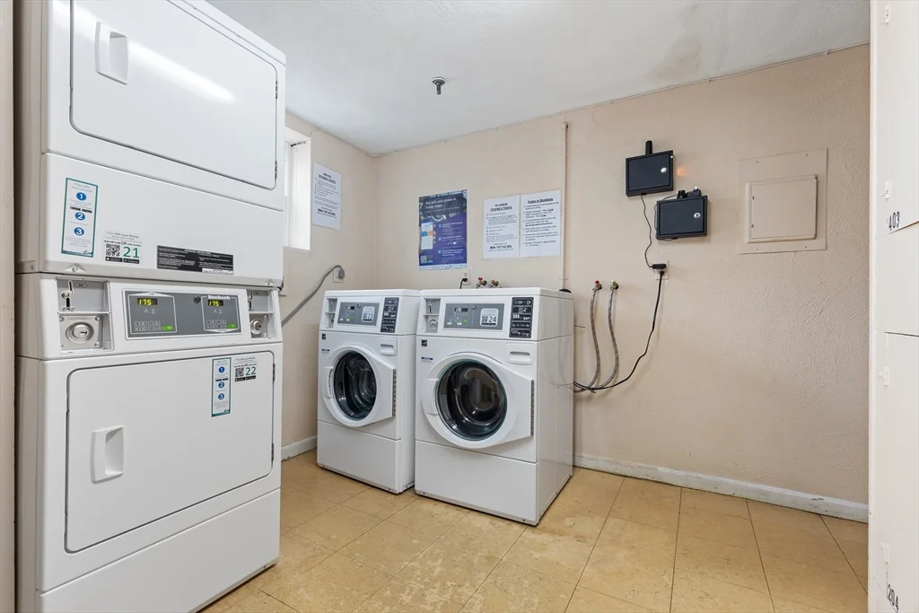 1 bed, 1 bath apartment for rent at 1427 Commonwealth Ave Unit 102, Allston — photo 13 of 15