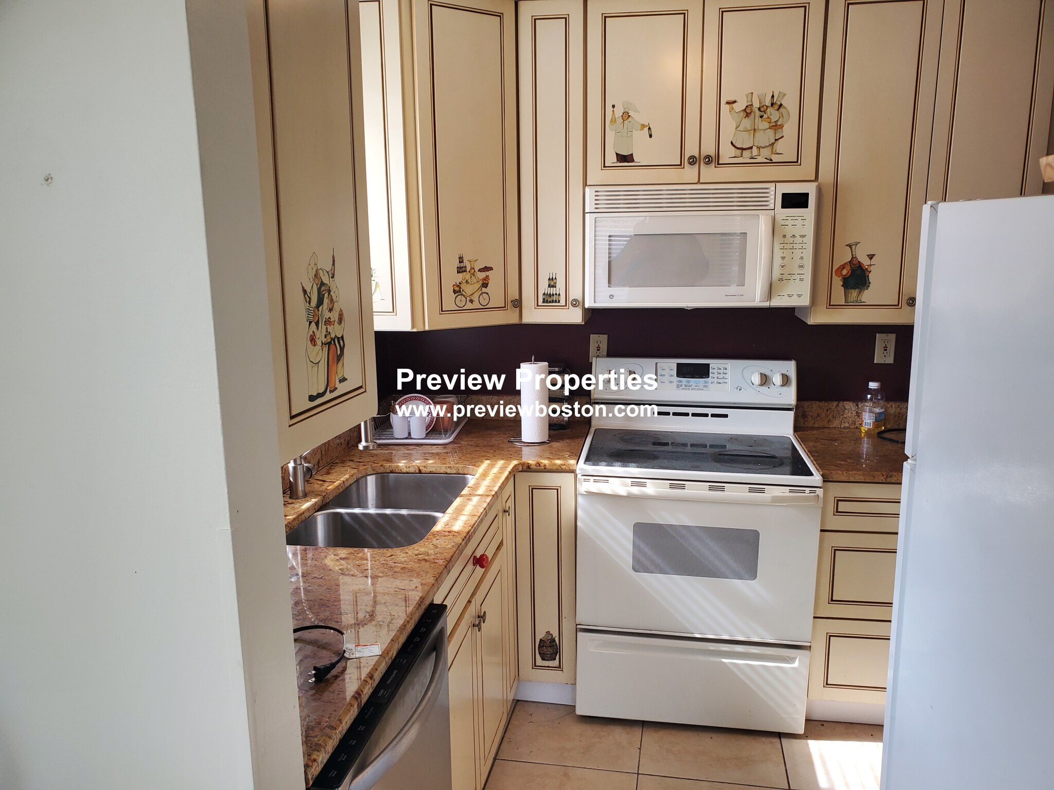 2 bed, 1 bath apartment for rent at 1427 Commonwealth Ave Unit 301, Brighton