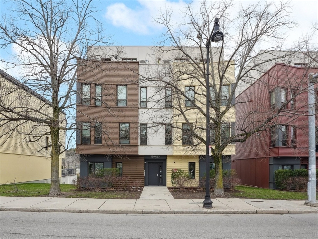 3 bed, 2 bath apartment for rent at 143-171 Hyde Park Ave Unit 159A, Boston