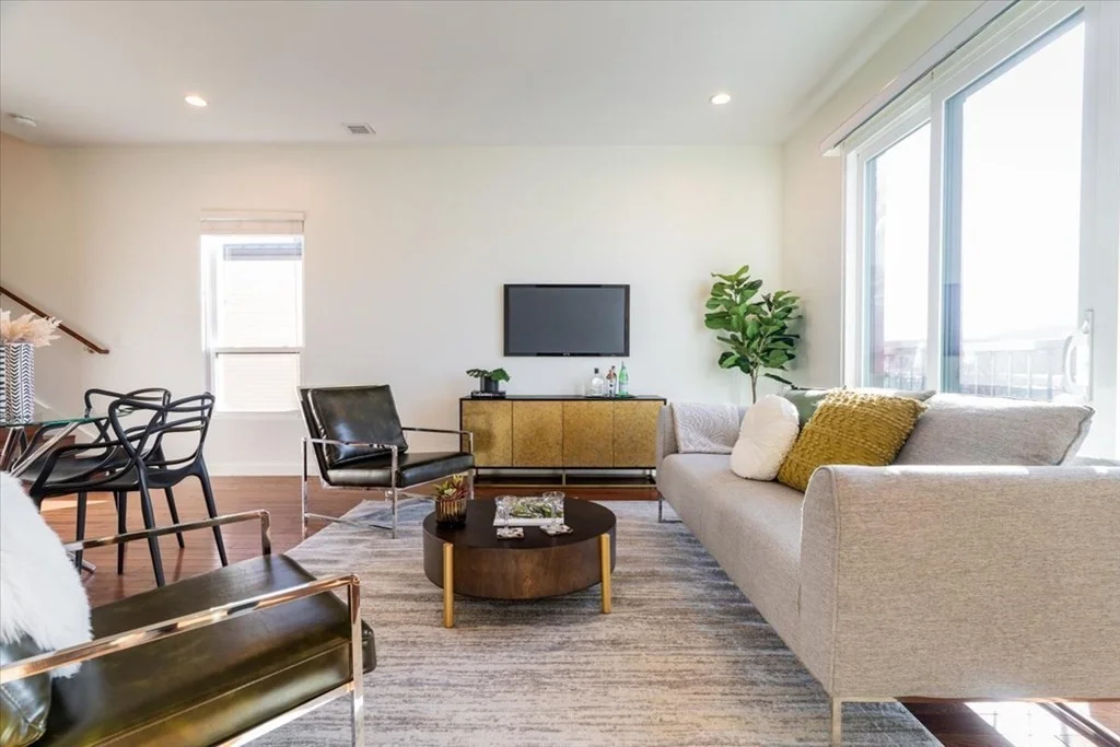 3 bed, 2 bath apartment for rent at 143-171 Hyde Park Unit 159B, Jamaica Plain