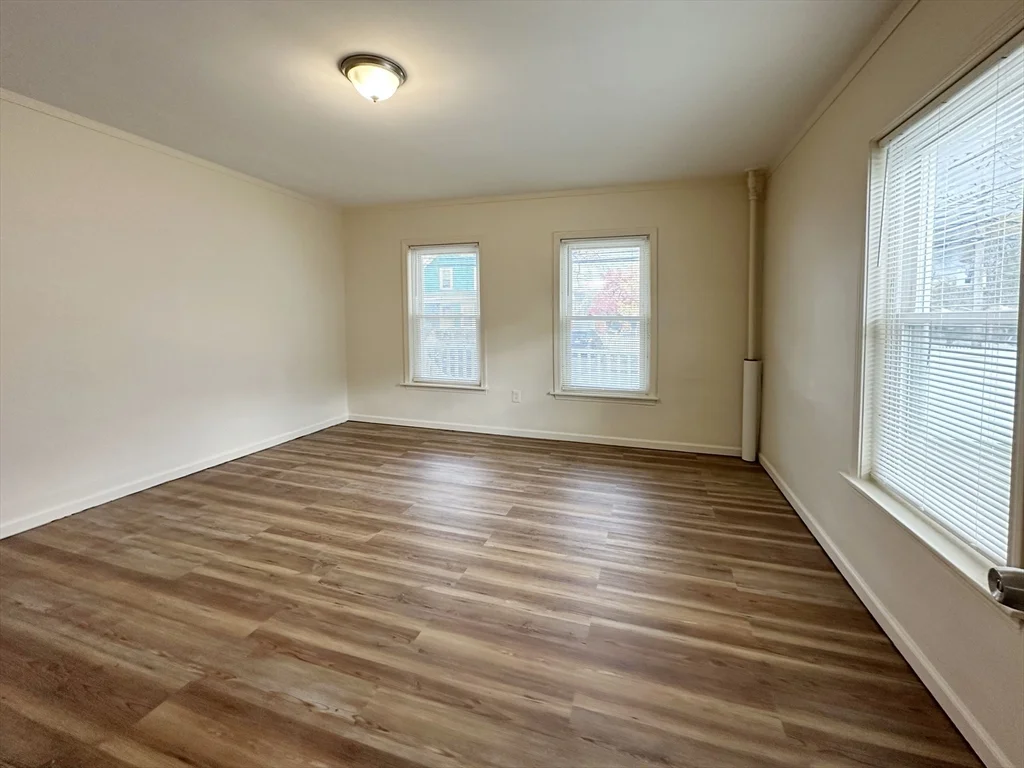 3 bed, 1 bath apartment for rent at 143 Arlington St Unit 1, Framingham — photo 14 of 17