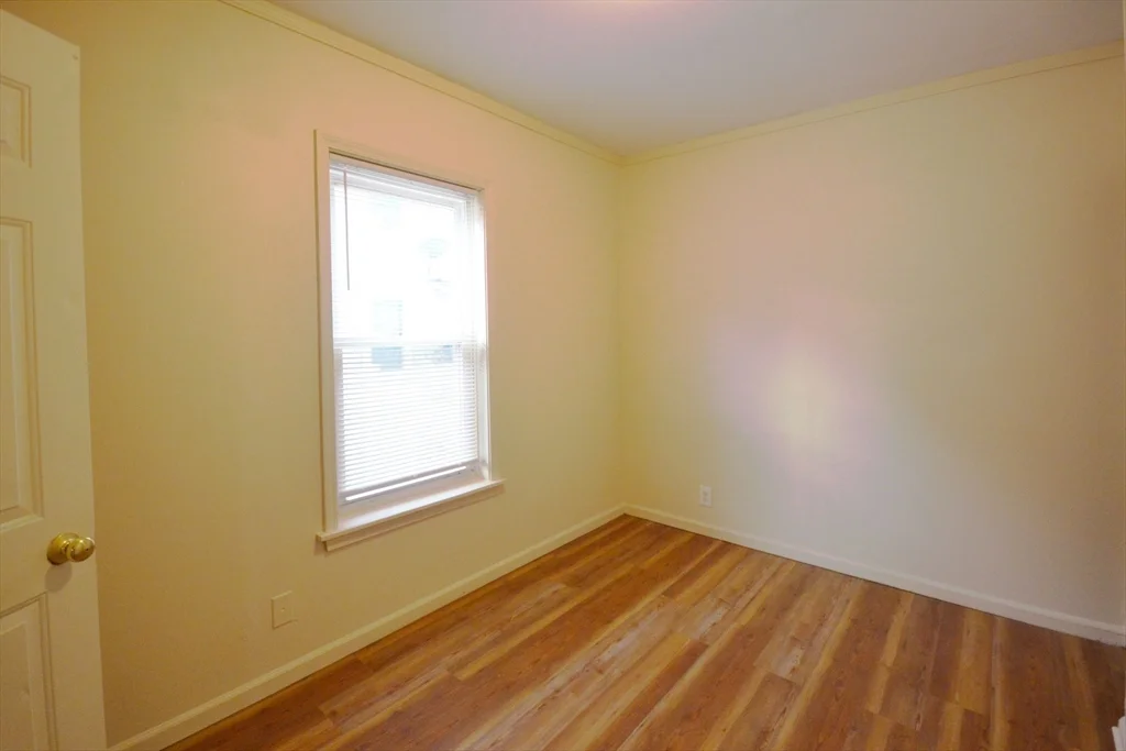 3 bed, 1 bath apartment for rent at 143 Arlington St Unit 1, Framingham — photo 16 of 17