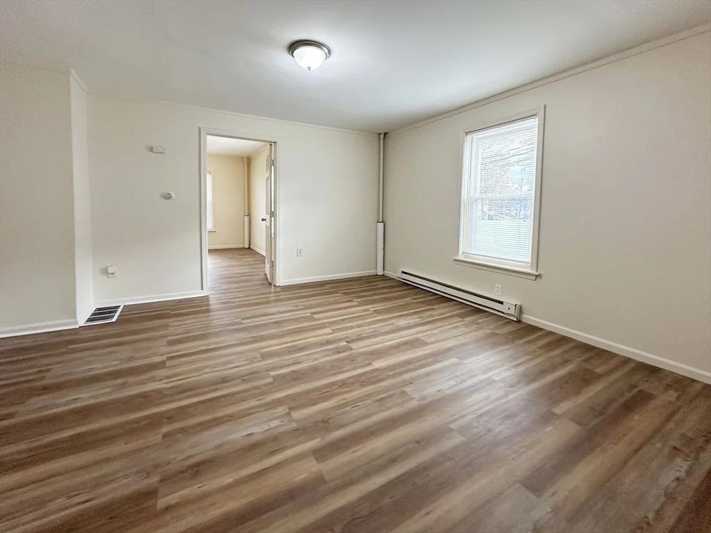 3 bed, 1 bath apartment for rent at 143 Arlington St Unit 1, Framingham — photo 11 of 17