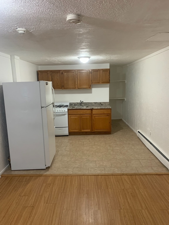 Studio bed, 1 bath apartment for rent at 143 Arlington St Unit 7, Chelsea — photo 2 of 8