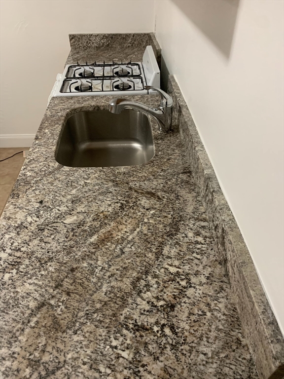 Studio bed, 1 bath apartment for rent at 143 Arlington St Unit 7, Chelsea — photo 7 of 8