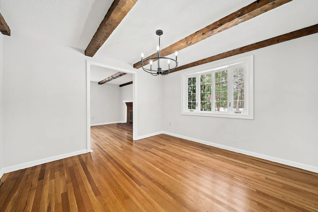 4 bed, 1 bath apartment for rent at 143 Dillingham Way, Hanover — photo 3 of 29