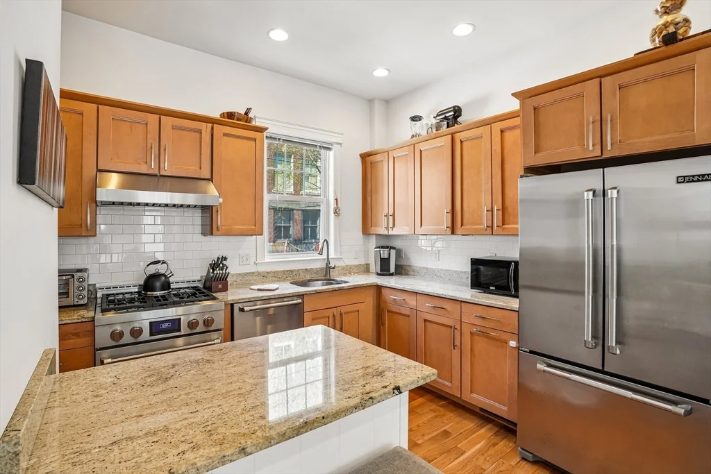 2 bed, 2 bath apartment for rent at 143 High St Unit 1, Charlestown — photo 5 of 22