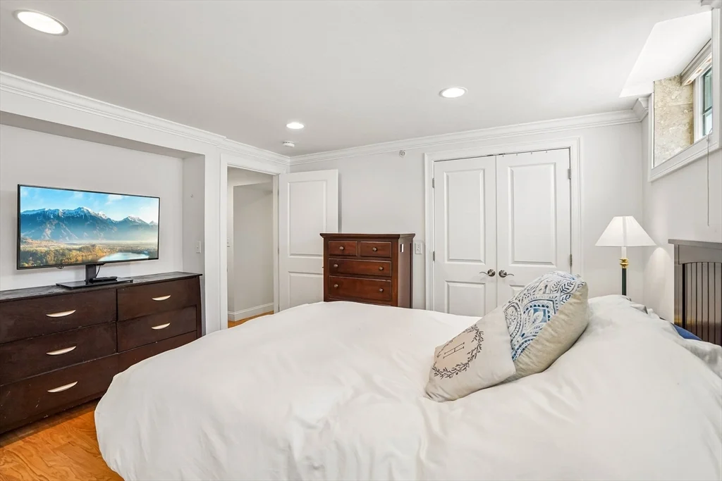 2 bed, 2 bath apartment for rent at 143 High St Unit 1, Charlestown — photo 13 of 22
