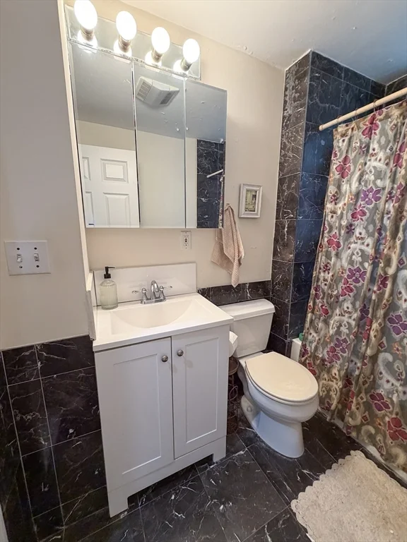 4 bed, 1 bath apartment for rent at 143 Hillside St Unit 2, Mission Hill — photo 16 of 17