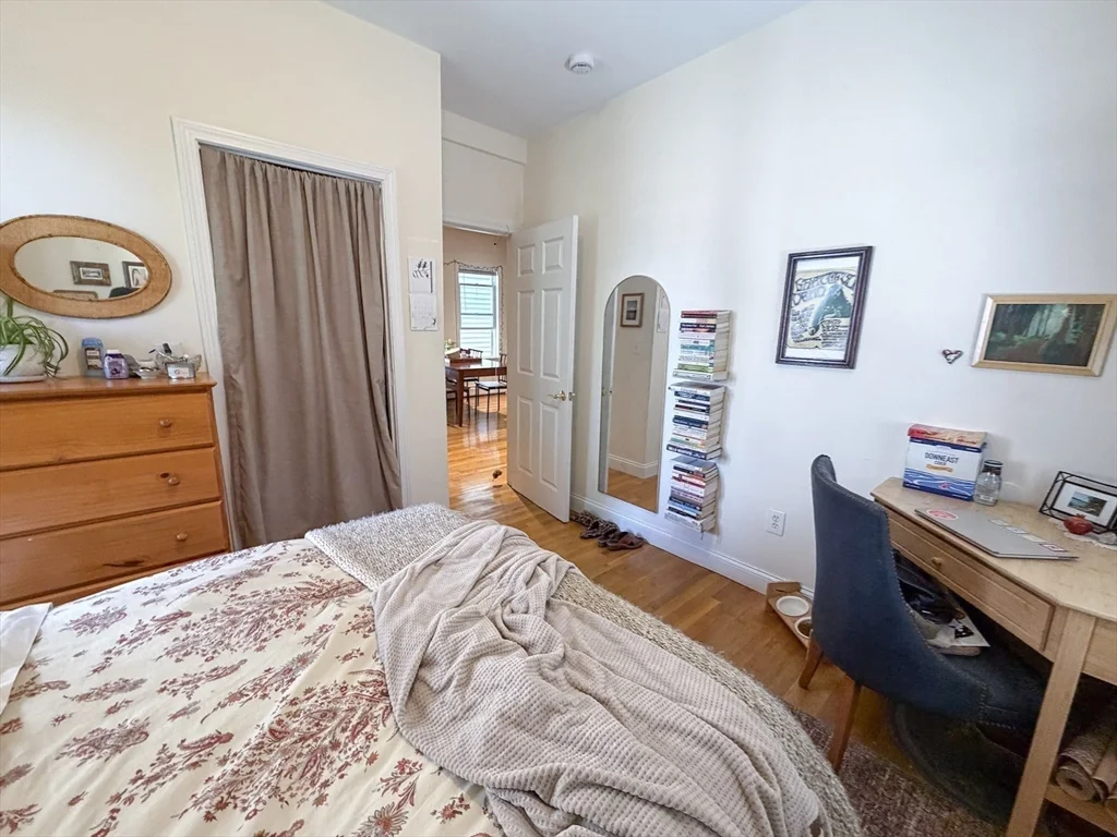 4 bed, 1 bath apartment for rent at 143 Hillside St Unit 2, Mission Hill — photo 13 of 17